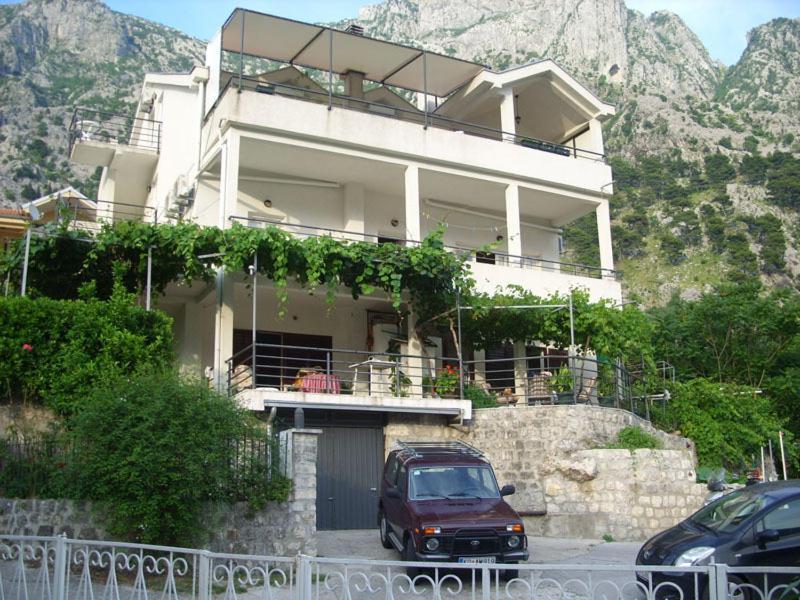 Apartments Dakovic Kotor Exterior foto