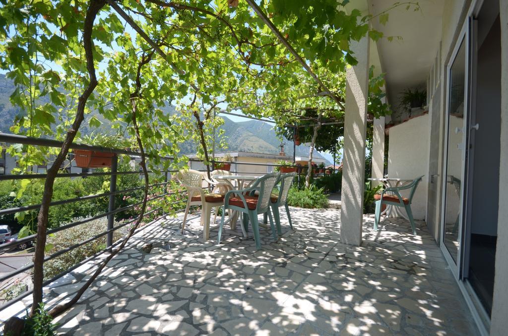 Apartments Dakovic Kotor Exterior foto
